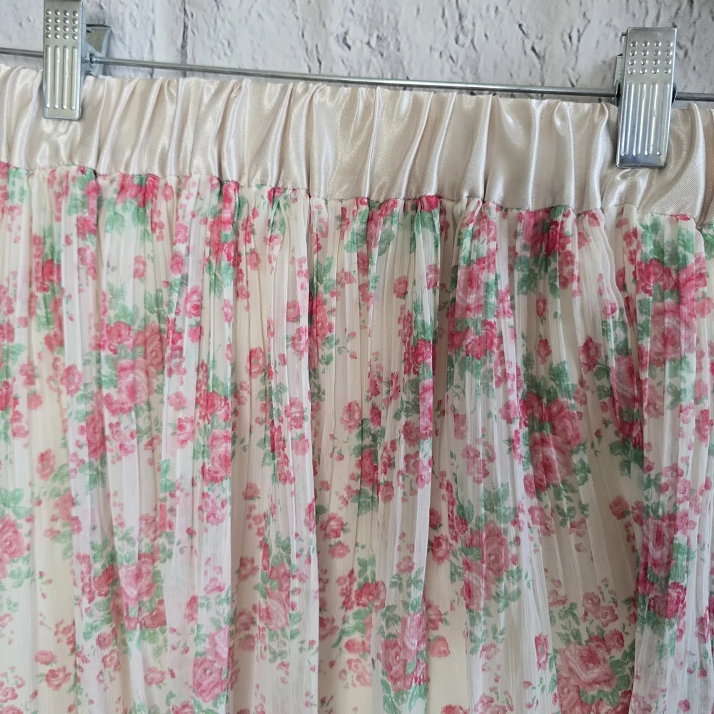 Unique Floral Pink Romantic Coquette Pleated Skirt